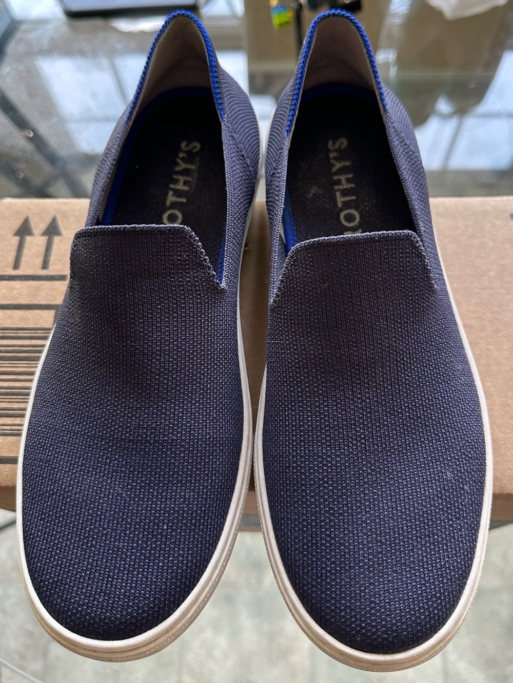 Rothy's The Sneaker in Navy size 8!!